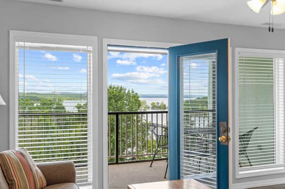Rock Lane - Condo 423 - 2 BD | LV - Image 4
