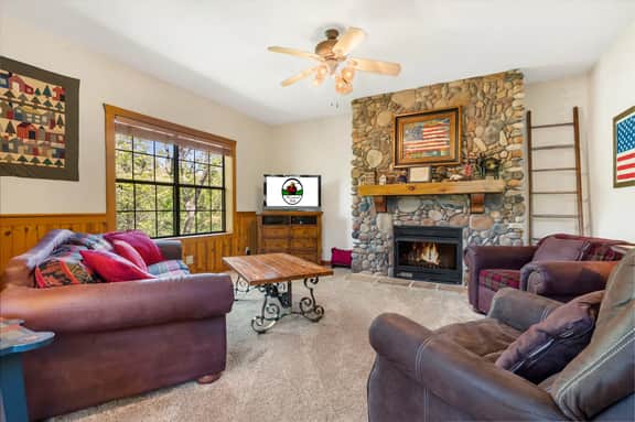 Cabins at Grand Mountain - Cabin 211 - 2 BD | PMR | WK - Image 2
