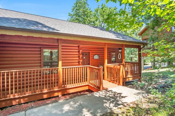 Cabins at Grand Mountain - Cabin 284 - 2 BD QQ | WK - Image 3