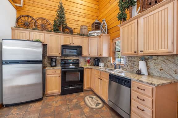 Cabins at Grand Mountain - Cabin 237 - 2 BD | WK | CN - Image 2