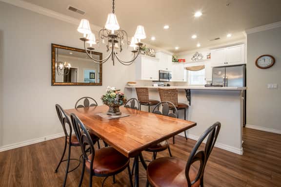 KingsGate 104 - 2 BD | WK - Image 2