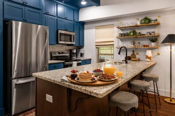 Tall Timbers - Pine & Pond Retreat - 3 BD - Image 3