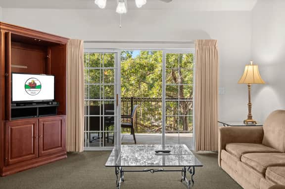 French Quarter - Condo 241C - 2 BD + L - Image 2