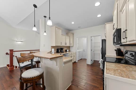 Residence 108 - 3 BD | WK - Image 5