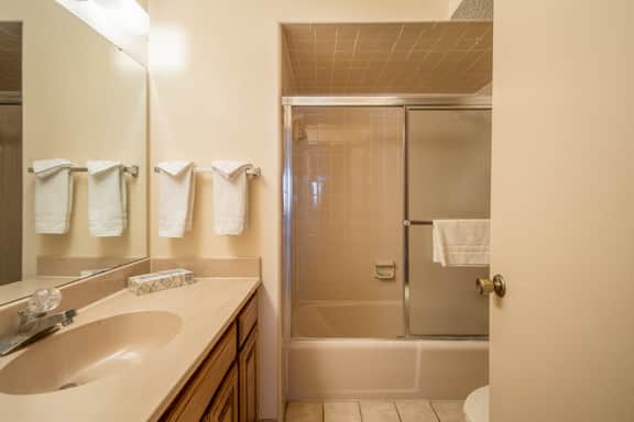 Table Rock Landing - Unit 04 - Image 2