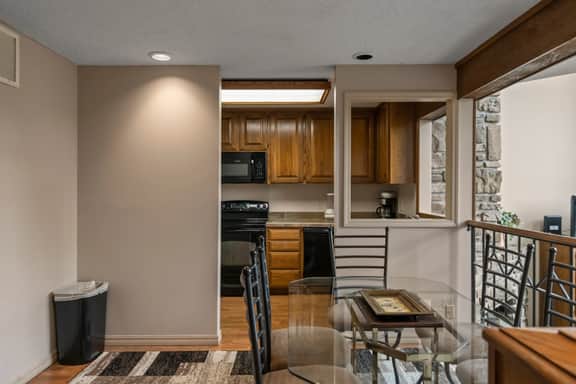 Table Rock Landing - Unit 09 - Image 2