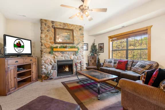 Cabins at Grand Mountain - Cabin 120N - 2 BD + L | PMR | WK - Image 3