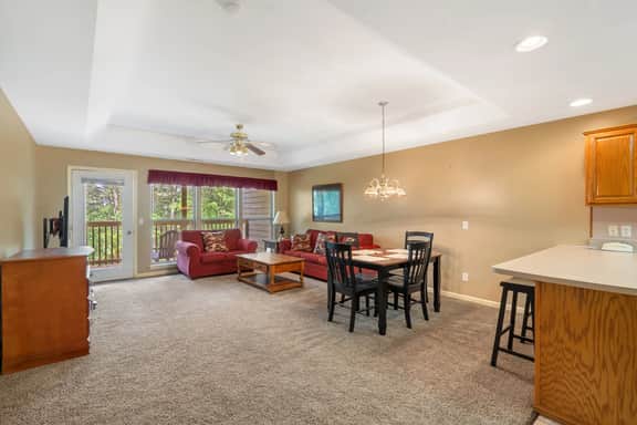 OakRidge - Oaks 172 AB | 2 BD | WK - Image 3