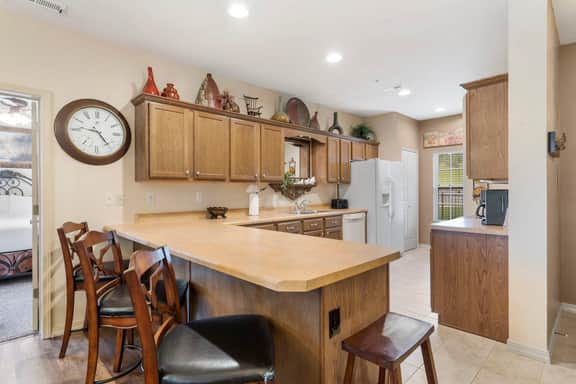 Royal Links 10-4 - 3 BD | WK - Image 3