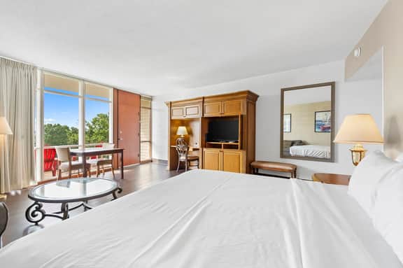 Rock Lane - Room 203 - K | LV - Image 4