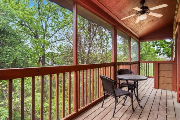 Cabins at Grand Mountain - Cabin 130 - 2 BD - Image 3