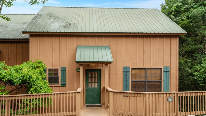 Why Should You Book Cabins at Green Mountain for Your Branson Getaway?